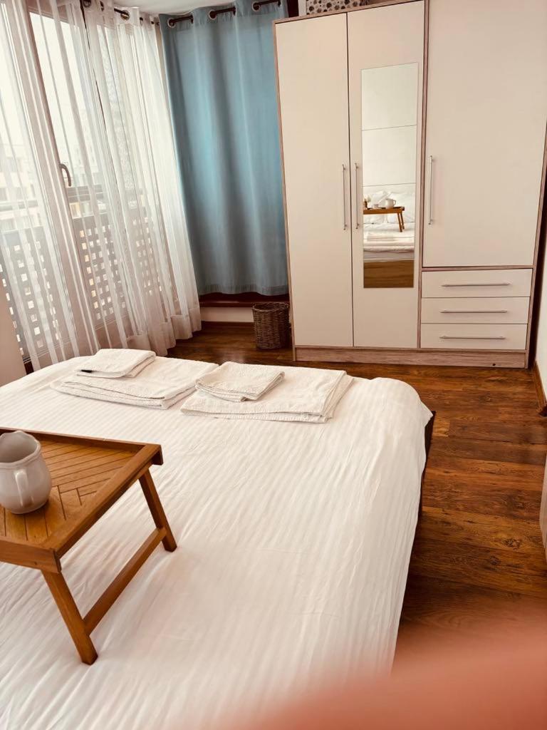 Appartamento Spacious With A Mountain View, Big Balcony And Parking Sofia
